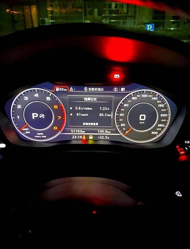 奧迪Q7憑何備受青睞?核心亮點(diǎn)與卓越駕乘體驗(yàn)全解析